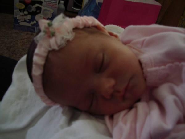 Natalynn Lea Miller 1st Month